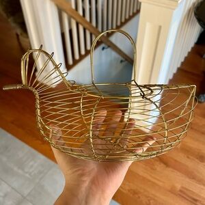 Gold Wire Hen Basket